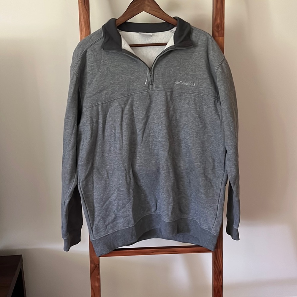 Brand new Columbia pullover.